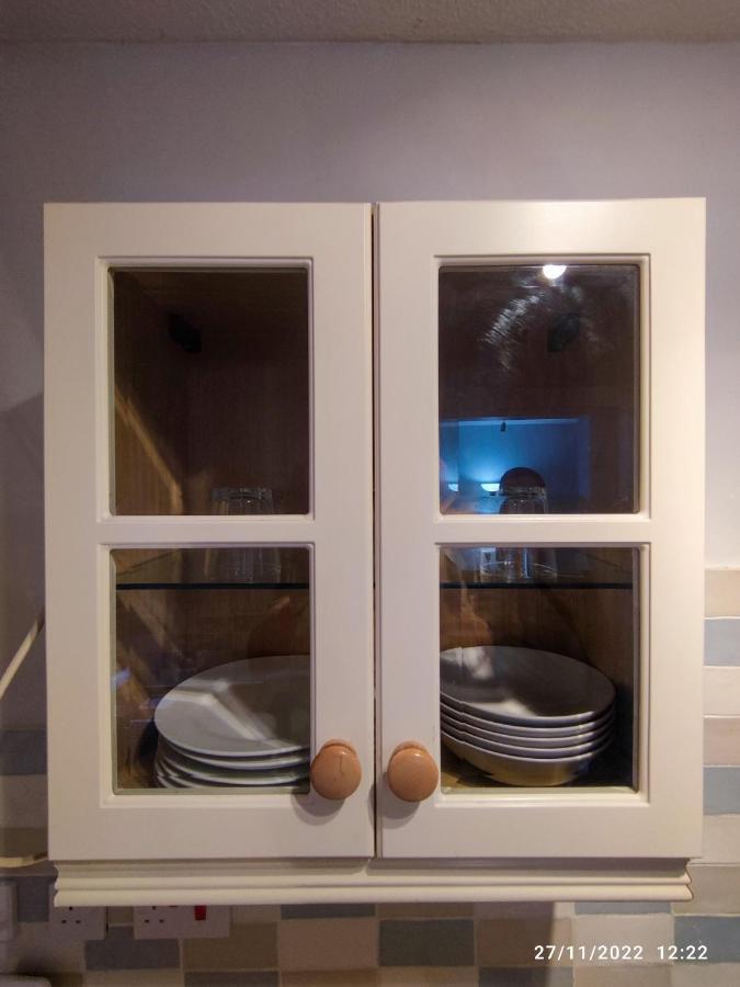 Central And Quiet Flat In London! Close To Station Exterior foto